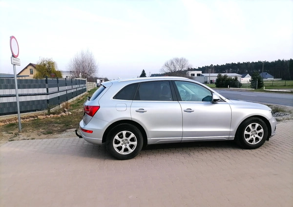 Audi Q5 cena 71900 przebieg: 174650, rok produkcji 2015 z Śrem małe 154